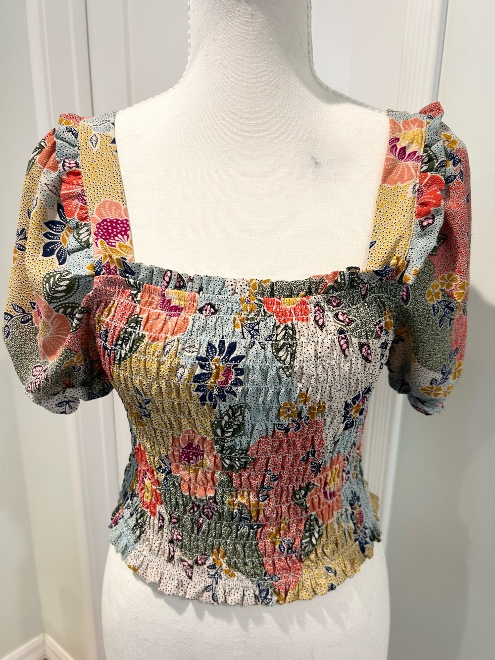 Monteau Los Angeles Smocked Crop Top